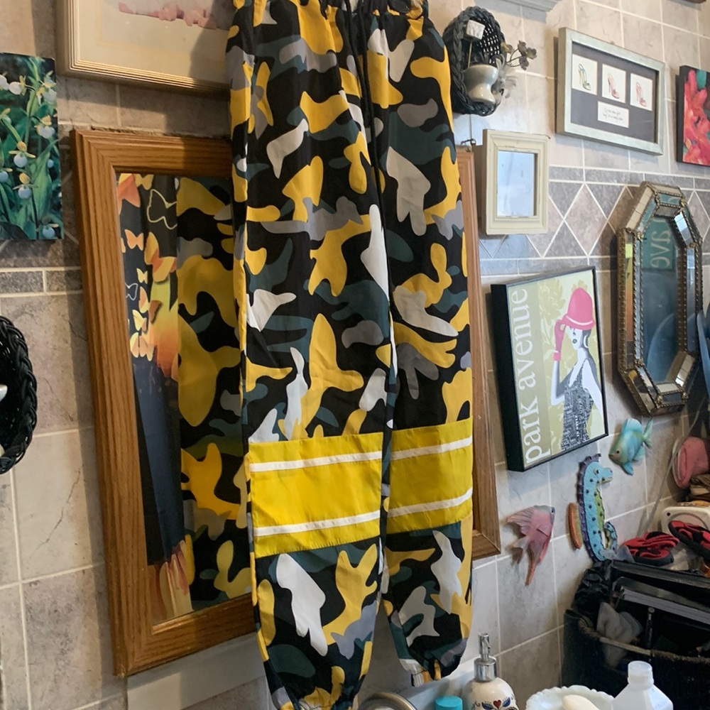 Camouflage joggers